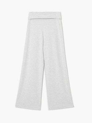 Spodnie damskie ze sklepu: Cropp w kategorii: Spodnie damskie - zdjęcie 4198BBB-532-6969_797KA-09M