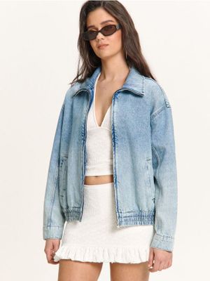 Kurtka damska na wiosnę casual ze sklepu: Cropp w kategorii: Kurtki damskie - zdjęcie 4198BBB-532-6969_802HW-50M