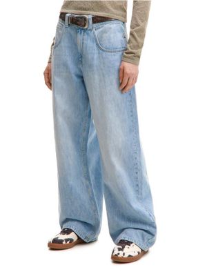 Jeansy damskie w miejskim stylu ze sklepu: Cropp w kategorii: Jeansy damskie - zdjęcie 4198BBB-532-6969_803CT-05J
