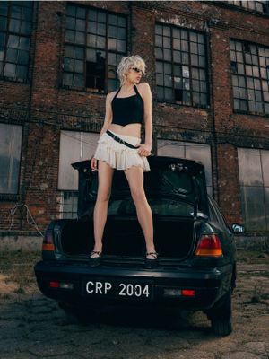 Bluzka damska casualowa ze sklepu: Cropp w kategorii: Bluzki damskie - zdjęcie 4198BBB-532-6969_821FL-99X