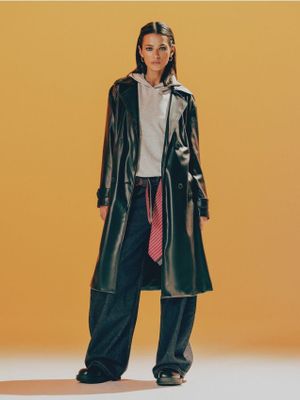 Płaszcz damski ze sklepu: Cropp w kategorii: Płaszcze damskie - zdjęcie 4198BBB-532-6969_883JZ-99X