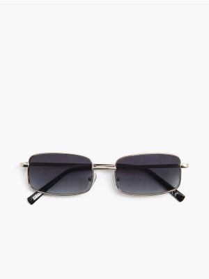 Okulary przeciwsłoneczne ze sklepu: Cropp w kategorii: Okulary przeciwsłoneczne męskie - zdjęcie 4198BBB-532-6969_932IF-SLV