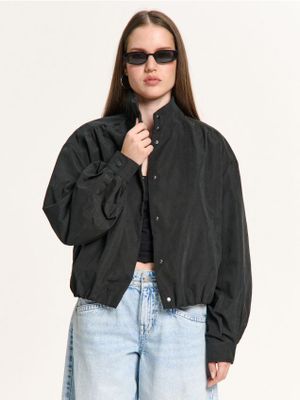Kurtka damska na jesień ze sklepu: Cropp w kategorii: Kurtki damskie - zdjęcie 4198BBB-532-6969_935HW-99X