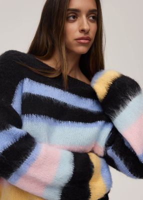 Sweter damski na zimę Diverse ze sklepu: Diverse w kategorii: Swetry damskie - zdjęcie 44D75FA-DAF-8163_10047947