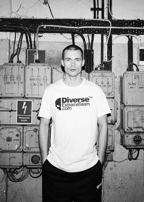 DiverseExtreme - T-shirt męski w stylu młodzieżowym ze sklepu: Diverse w kategorii: T-shirty męskie - zdjęcie 44D75FA-DAF-8163_10048792