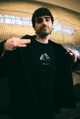 Bluza męska w stylu młodzieżowym DiverseExtreme ze sklepu: Diverse w kategorii: Bluzy męskie - zdjęcie 44D75FA-DAF-8163_10050845