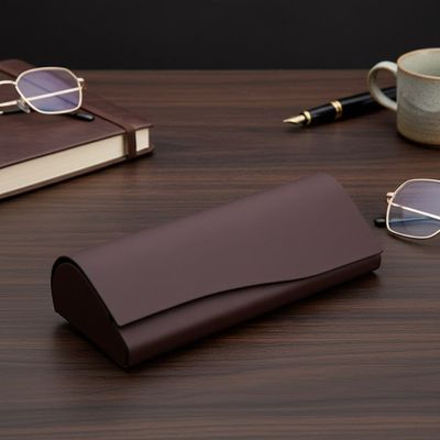 Etui ze sklepu: Stylion w kategorii: Etui - zdjęcie 4D4DD33-06F-2088_10350