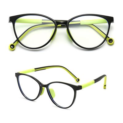 Okulary korekcyjne damskie ze sklepu: Stylion w kategorii: Okulary korekcyjne damskie - zdjęcie 4D4DD33-06F-2088_10419