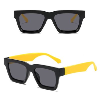 Okulary przeciwsłoneczne STYLION ze sklepu: Stylion w kategorii: Okulary przeciwsłoneczne męskie - zdjęcie 4D4DD33-06F-2088_10538