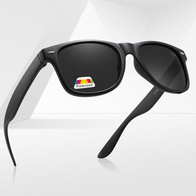 Okulary przeciwsłoneczne ze sklepu: Stylion w kategorii: Okulary przeciwsłoneczne męskie - zdjęcie 4D4DD33-06F-2088_2294