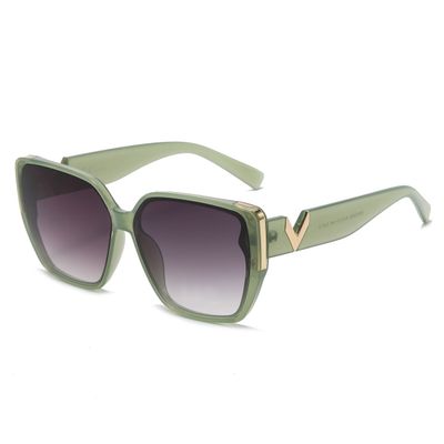 Okulary przeciwsłoneczne damskie MAXAIR ze sklepu: Stylion w kategorii: Okulary przeciwsłoneczne damskie - zdjęcie 4D4DD33-06F-2088_302