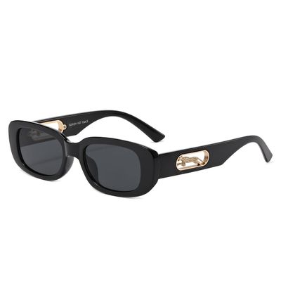 Okulary przeciwsłoneczne damskie ze sklepu: Stylion w kategorii: Okulary przeciwsłoneczne damskie - zdjęcie 4D4DD33-06F-2088_308