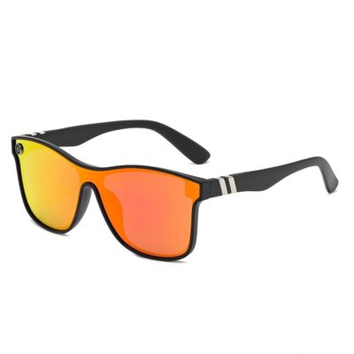 Okulary przeciwsłoneczne ze sklepu: Stylion w kategorii: Okulary przeciwsłoneczne męskie - zdjęcie 4D4DD33-06F-2088_317