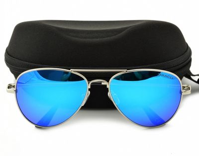 Okulary przeciwsłoneczne ze sklepu: Stylion w kategorii: Okulary przeciwsłoneczne męskie - zdjęcie 4D4DD33-06F-2088_4158