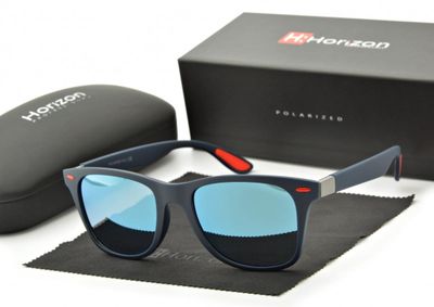 Okulary przeciwsłoneczne ze sklepu: Stylion w kategorii: Okulary przeciwsłoneczne męskie - zdjęcie 4D4DD33-06F-2088_4326