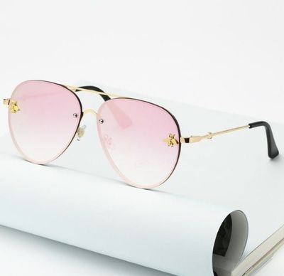 Okulary przeciwsłoneczne damskie ze sklepu: Stylion w kategorii: Okulary przeciwsłoneczne damskie - zdjęcie 4D4DD33-06F-2088_4421