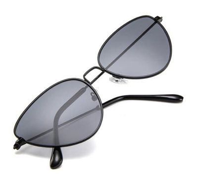 Okulary przeciwsłoneczne damskie ze sklepu: Stylion w kategorii: Okulary przeciwsłoneczne damskie - zdjęcie 4D4DD33-06F-2088_4425