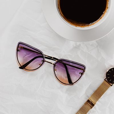Okulary przeciwsłoneczne damskie ze sklepu: Stylion w kategorii: Okulary przeciwsłoneczne damskie - zdjęcie 4D4DD33-06F-2088_4565