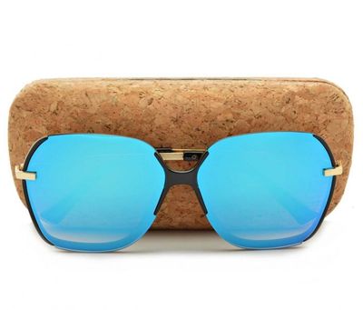 Okulary przeciwsłoneczne damskie ze sklepu: Stylion w kategorii: Okulary przeciwsłoneczne damskie - zdjęcie 4D4DD33-06F-2088_4700