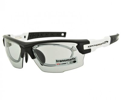 Okulary przeciwsłoneczne GOGGLE ze sklepu: Stylion w kategorii: Okulary przeciwsłoneczne męskie - zdjęcie 4D4DD33-06F-2088_4705