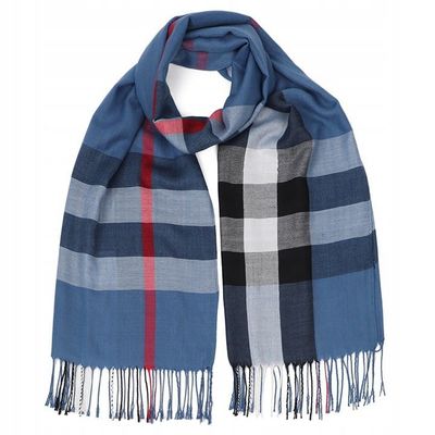 STYLION - Szalik/chusta ze sklepu: Stylion w kategorii: Szaliki i chusty damskie - zdjęcie 4D4DD33-06F-2088_4876