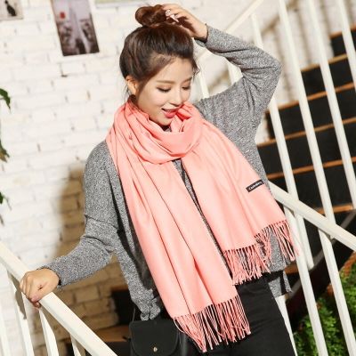 Szalik/chusta ze sklepu: Stylion w kategorii: Szaliki i chusty damskie - zdjęcie 4D4DD33-06F-2088_4888