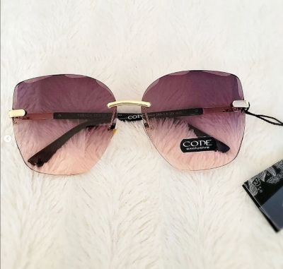 Okulary przeciwsłoneczne damskie ze sklepu: Stylion w kategorii: Okulary przeciwsłoneczne damskie - zdjęcie 4D4DD33-06F-2088_5572