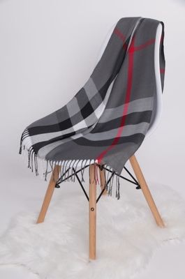 STYLION - Szalik/chusta ze sklepu: Stylion w kategorii: Szaliki i chusty damskie - zdjęcie 4D4DD33-06F-2088_6570