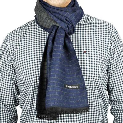 Szalik ze sklepu: Stylion w kategorii: Szaliki męskie - zdjęcie 4D4DD33-06F-2088_6642