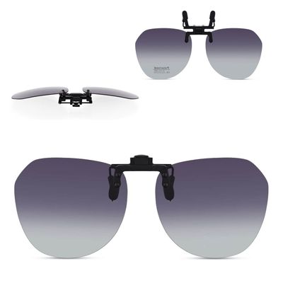 Okulary przeciwsłoneczne ze sklepu: Stylion w kategorii: Okulary przeciwsłoneczne męskie - zdjęcie 4D4DD33-06F-2088_670