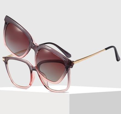 Okulary przeciwsłoneczne damskie ze sklepu: Stylion w kategorii: Okulary przeciwsłoneczne damskie - zdjęcie 4D4DD33-06F-2088_6821