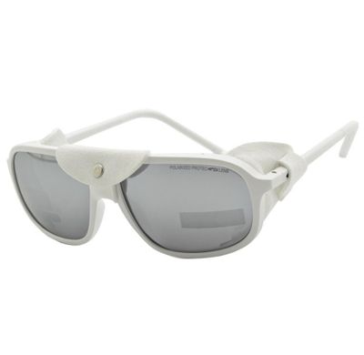 Okulary przeciwsłoneczne GOGGLE ze sklepu: Stylion w kategorii: Okulary przeciwsłoneczne męskie - zdjęcie 4D4DD33-06F-2088_6839