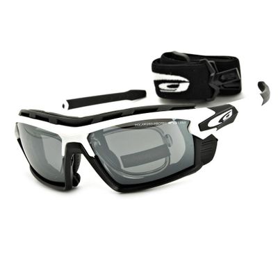 GOGGLE - Okulary przeciwsłoneczne ze sklepu: Stylion w kategorii: Okulary przeciwsłoneczne męskie - zdjęcie 4D4DD33-06F-2088_6842