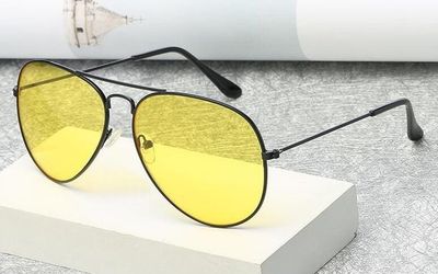 Okulary przeciwsłoneczne ze sklepu: Stylion w kategorii: Okulary przeciwsłoneczne męskie - zdjęcie 4D4DD33-06F-2088_7283
