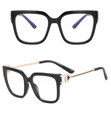 Okulary korekcyjne damskie ze sklepu: Stylion w kategorii: Okulary korekcyjne damskie - zdjęcie 4D4DD33-06F-2088_7867