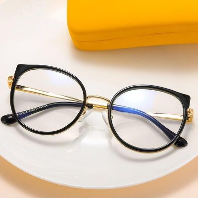 Okulary korekcyjne damskie ze sklepu: Stylion w kategorii: Okulary korekcyjne damskie - zdjęcie 4D4DD33-06F-2088_7874