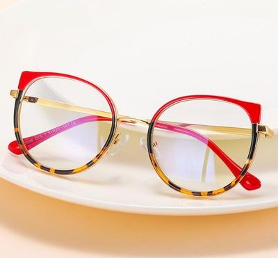 Okulary zerówki STYLION ze sklepu: Stylion w kategorii: Okulary zerówki damskie - zdjęcie 4D4DD33-06F-2088_7878