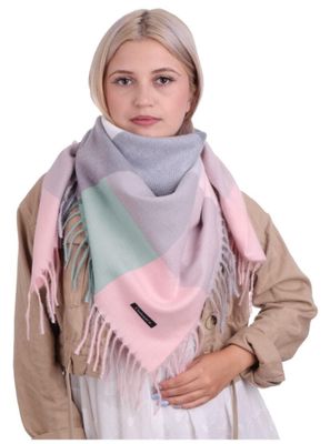 Szalik/chusta ze sklepu: Stylion w kategorii: Szaliki i chusty damskie - zdjęcie 4D4DD33-06F-2088_7892