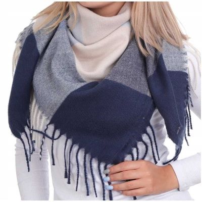 Szalik/chusta ze sklepu: Stylion w kategorii: Szaliki i chusty damskie - zdjęcie 4D4DD33-06F-2088_8091