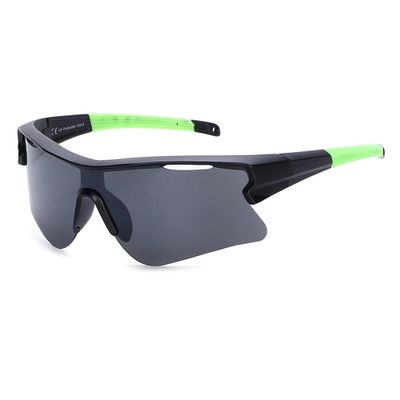 Okulary przeciwsłoneczne ze sklepu: Stylion w kategorii: Okulary przeciwsłoneczne męskie - zdjęcie 4D4DD33-06F-2088_8142