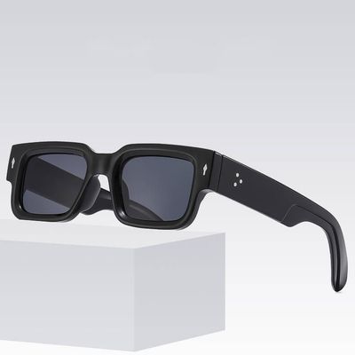Okulary przeciwsłoneczne ze sklepu: Stylion w kategorii: Okulary przeciwsłoneczne męskie - zdjęcie 4D4DD33-06F-2088_8549