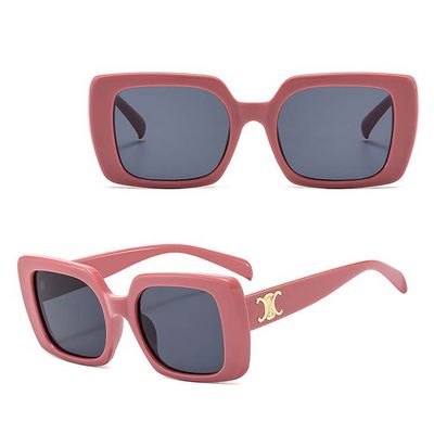 Okulary przeciwsłoneczne damskie STYLION ze sklepu: Stylion w kategorii: Okulary przeciwsłoneczne damskie - zdjęcie 4D4DD33-06F-2088_8557