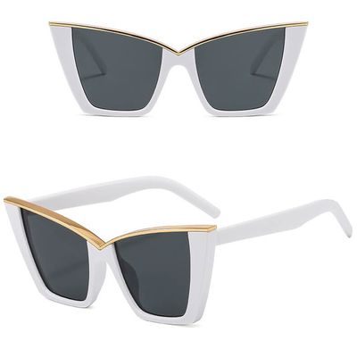 Okulary przeciwsłoneczne damskie ze sklepu: Stylion w kategorii: Okulary przeciwsłoneczne damskie - zdjęcie 4D4DD33-06F-2088_8594