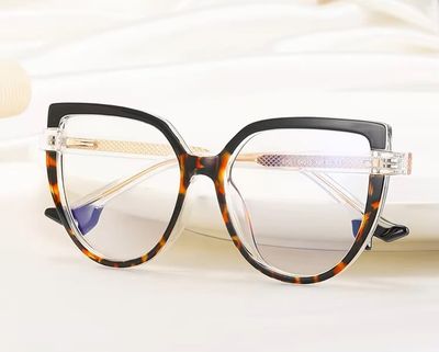 STYLION - Okulary zerówki ze sklepu: Stylion w kategorii: Okulary zerówki damskie - zdjęcie 4D4DD33-06F-2088_8772