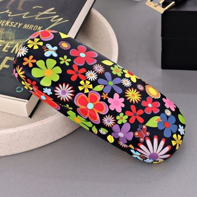 Etui ze sklepu: Stylion w kategorii: Etui - zdjęcie 4D4DD33-06F-2088_8799