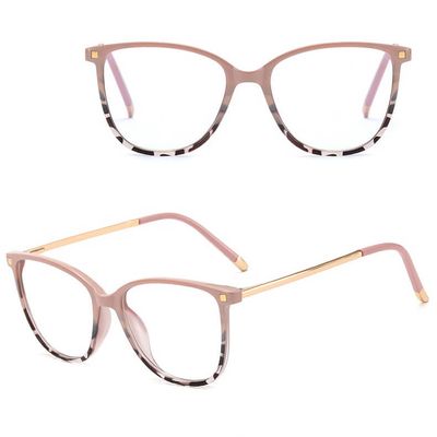 Okulary korekcyjne damskie ze sklepu: Stylion w kategorii: Okulary korekcyjne damskie - zdjęcie 4D4DD33-06F-2088_8810