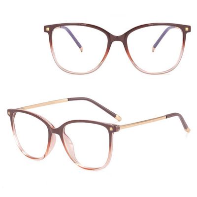 Okulary korekcyjne damskie ze sklepu: Stylion w kategorii: Okulary korekcyjne damskie - zdjęcie 4D4DD33-06F-2088_9104