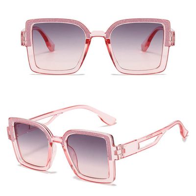 Okulary przeciwsłoneczne damskie ze sklepu: Stylion w kategorii: Okulary przeciwsłoneczne damskie - zdjęcie 4D4DD33-06F-2088_9445