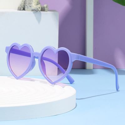 Okulary przeciwsłoneczne damskie ze sklepu: Stylion w kategorii: Okulary przeciwsłoneczne damskie - zdjęcie 4D4DD33-06F-2088_9481