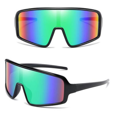 Okulary przeciwsłoneczne ze sklepu: Stylion w kategorii: Okulary przeciwsłoneczne męskie - zdjęcie 4D4DD33-06F-2088_9508